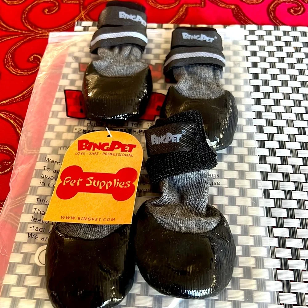 Dog booties - Picture 1 of 3